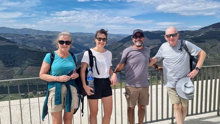 Caminhada entre Aldeias com Almoço Piquenique: desde o Pinhão
