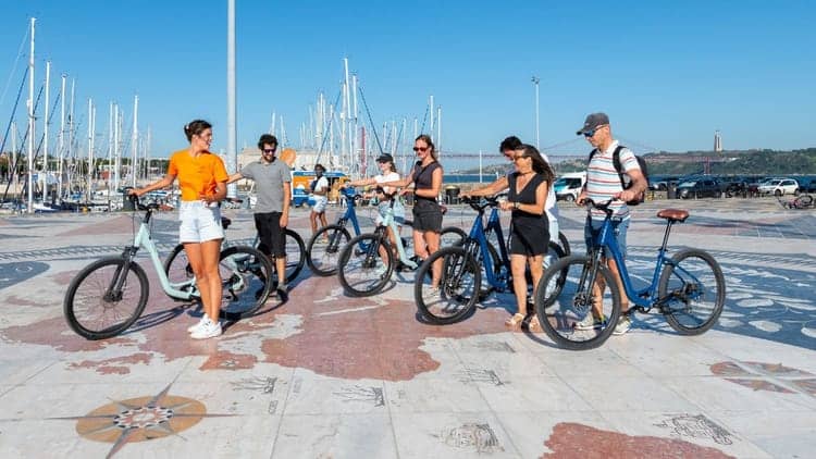 Tour de Bicicleta Ribeirinha em Lisboa: Belém ao Centro com Sabores Locais